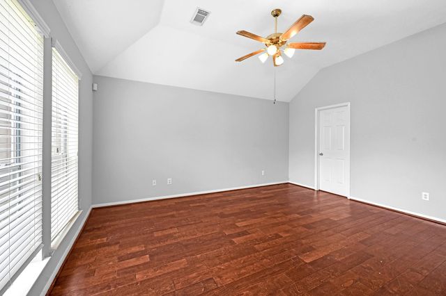 3102 Millers Oak Ln, Rosenberg, TX 77498