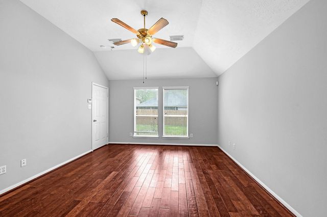 3102 Millers Oak Ln, Rosenberg, TX 77498