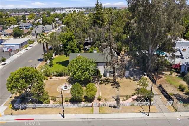 2132 Chester, Bakersfield, CA 93304