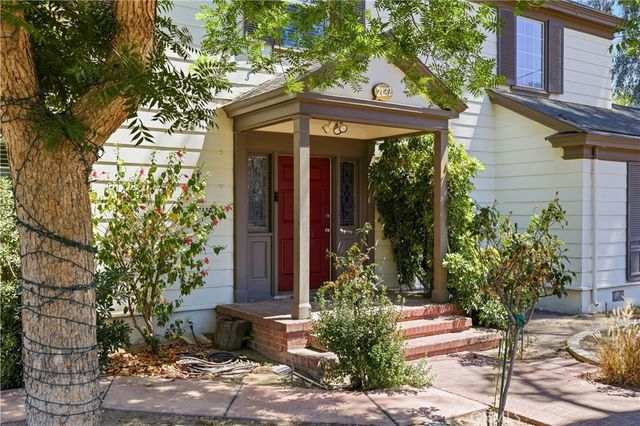 2132 Chester, Bakersfield, CA 93304