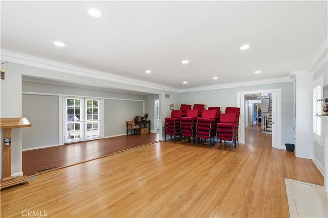 2132 Chester, Bakersfield, CA 93304