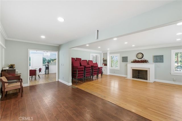 2132 Chester, Bakersfield, CA 93304