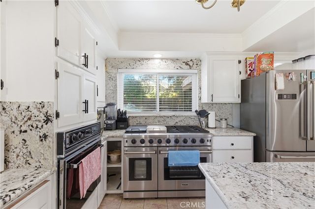 2132 Chester, Bakersfield, CA 93304