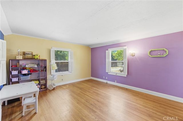 2132 Chester, Bakersfield, CA 93304