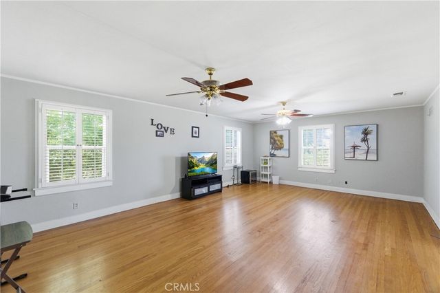 2132 Chester, Bakersfield, CA 93304