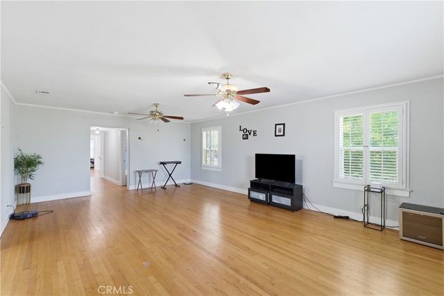 2132 Chester, Bakersfield, CA 93304