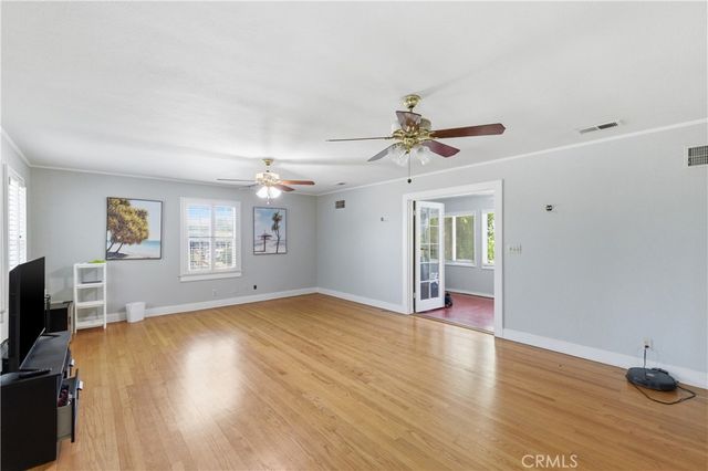 2132 Chester, Bakersfield, CA 93304