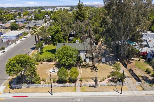 2132 Chester, Bakersfield, CA 93304