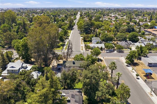 2132 Chester, Bakersfield, CA 93304