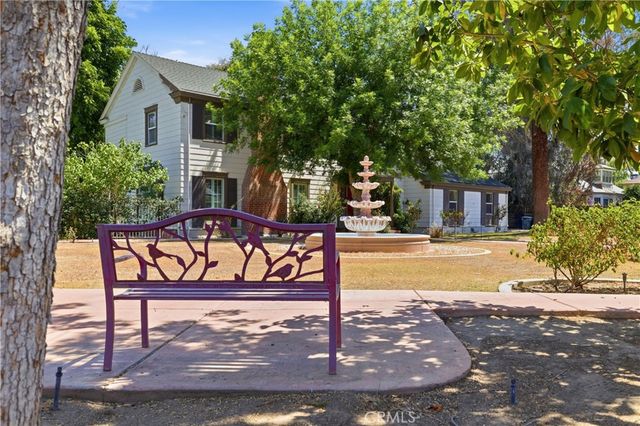 2132 Chester, Bakersfield, CA 93304