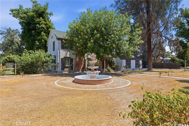 2132 Chester, Bakersfield, CA 93304