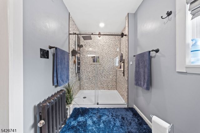 88 Woodbine Ave, Newark City, NJ 07106