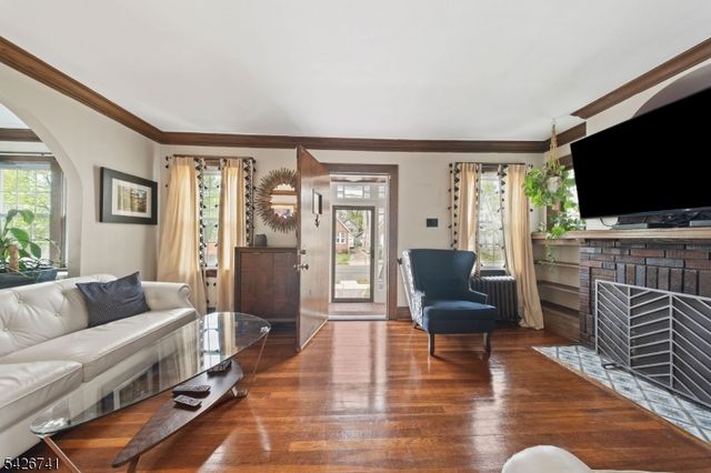 88 Woodbine Ave, Newark City, NJ 07106