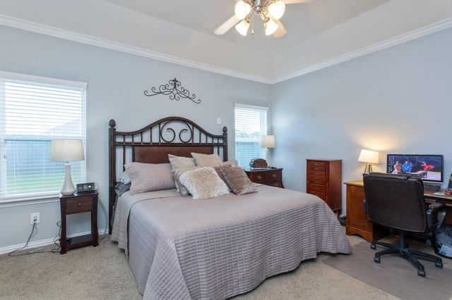 3056 Winterberry Lane, Dickinson, TX 77539