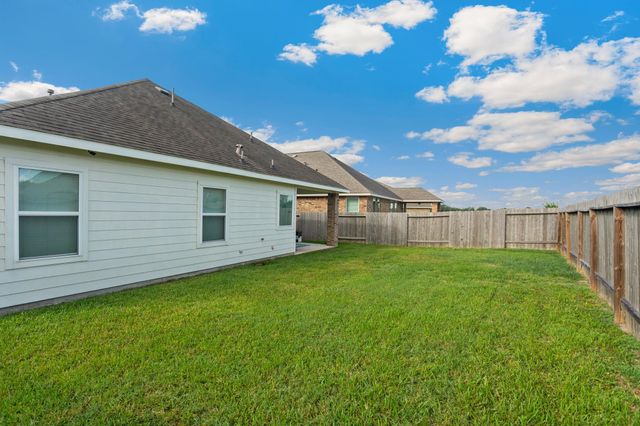 3056 Winterberry Lane, Dickinson, TX 77539