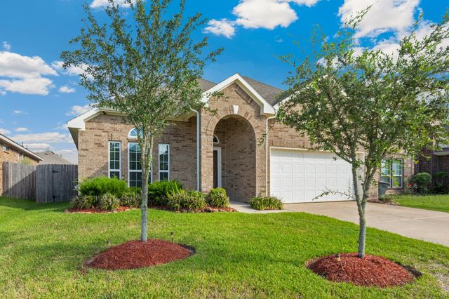 3056 Winterberry Lane, Dickinson, TX 77539