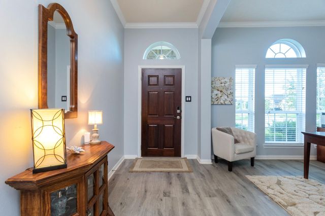 3056 Winterberry Lane, Dickinson, TX 77539