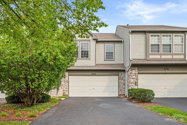 3292 Bromley Lane, Aurora, IL 60502