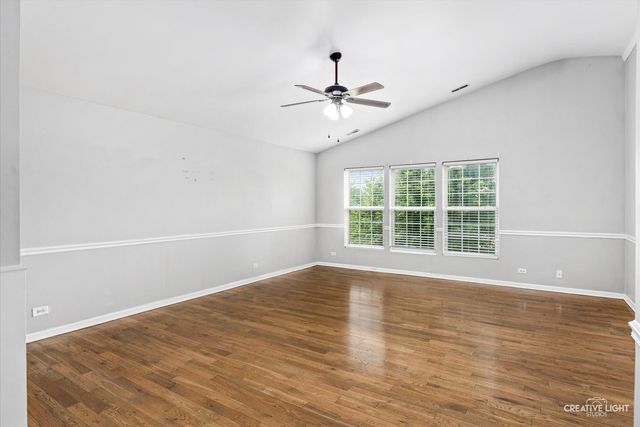 3292 Bromley Lane, Aurora, IL 60502