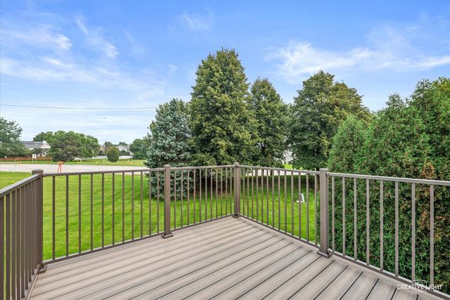 3292 Bromley Lane, Aurora, IL 60502