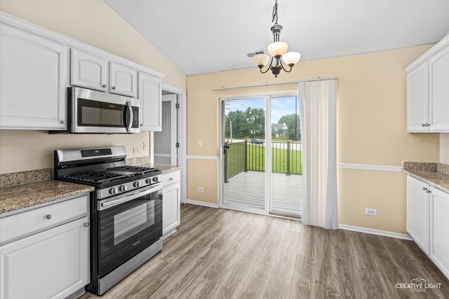 3292 Bromley Lane, Aurora, IL 60502