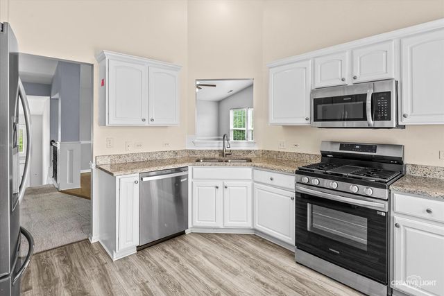 3292 Bromley Lane, Aurora, IL 60502