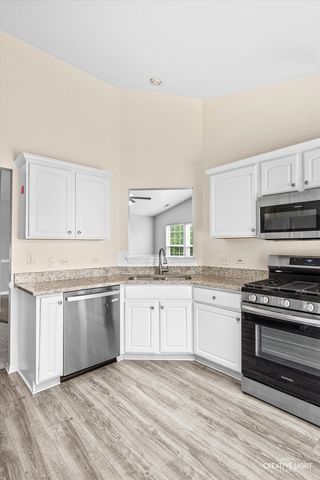3292 Bromley Lane, Aurora, IL 60502