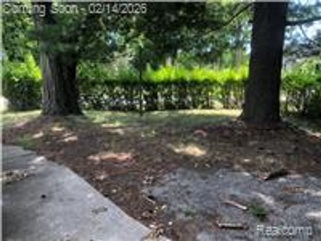 1651 N Chevrolet Avenue, Flint, MI 48504