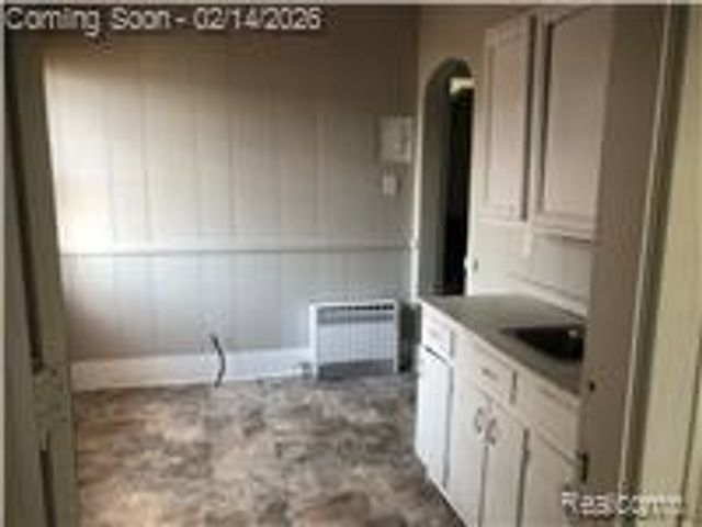 1651 N Chevrolet Avenue, Flint, MI 48504