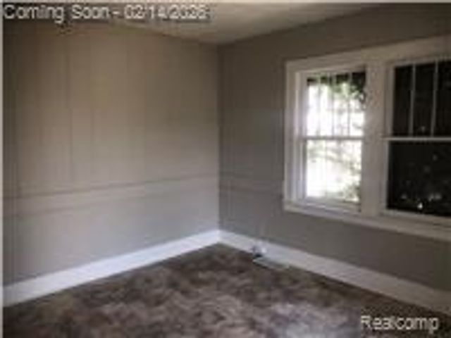 1651 N Chevrolet Avenue, Flint, MI 48504