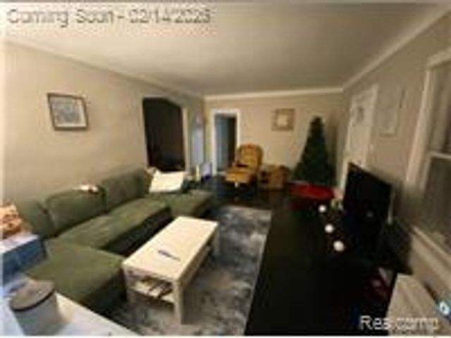 1651 N Chevrolet Avenue, Flint, MI 48504