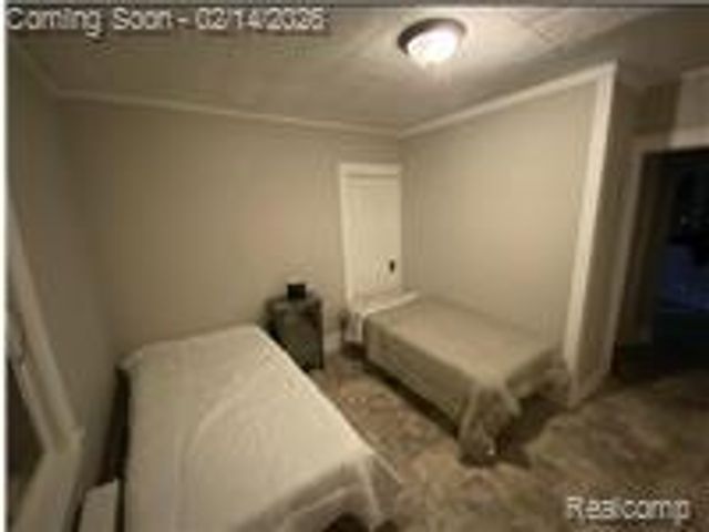 1651 N Chevrolet Avenue, Flint, MI 48504