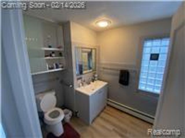 1651 N Chevrolet Avenue, Flint, MI 48504