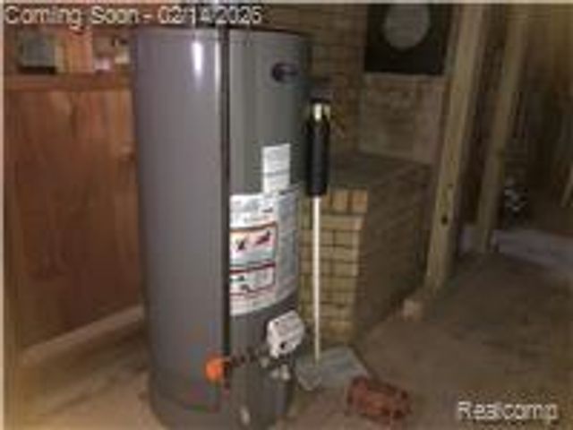 1651 N Chevrolet Avenue, Flint, MI 48504