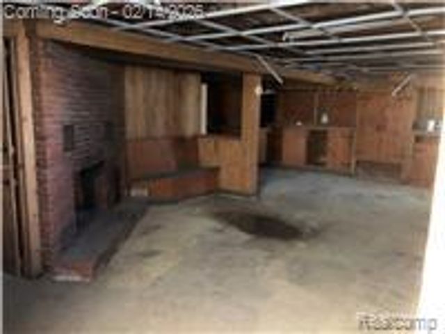 1651 N Chevrolet Avenue, Flint, MI 48504