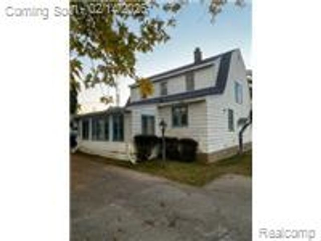 1651 N Chevrolet Avenue, Flint, MI 48504