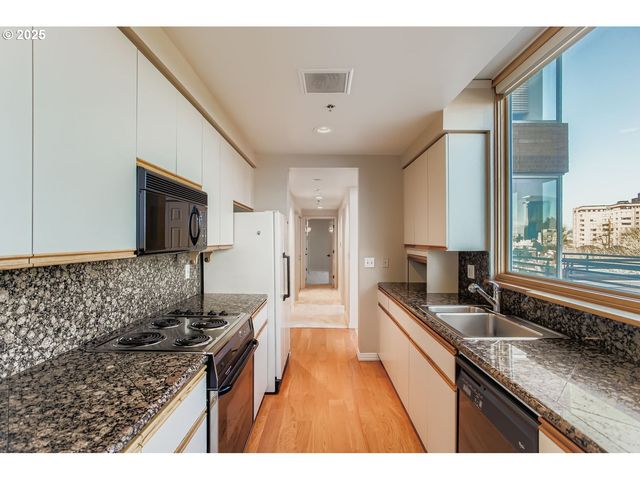 1132 Sw 19TH Ave 801, Portland, OR 97205