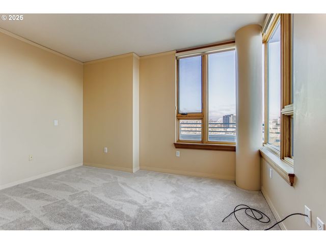 1132 Sw 19TH Ave 801, Portland, OR 97205