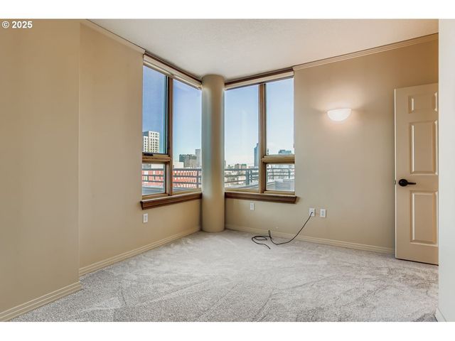 1132 Sw 19TH Ave 801, Portland, OR 97205