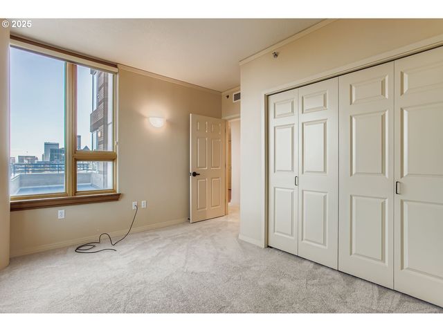 1132 Sw 19TH Ave 801, Portland, OR 97205