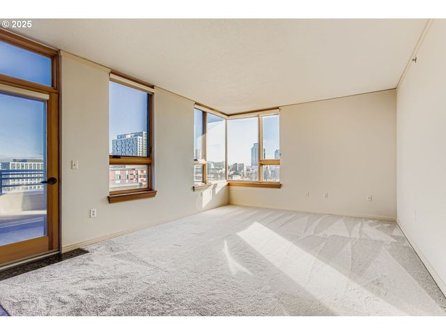 1132 Sw 19TH Ave 801, Portland, OR 97205