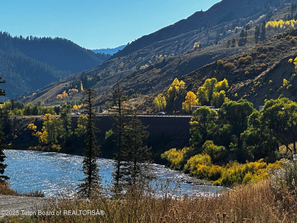 1610 E JW Drive, Jackson, WY 83001 photo 10