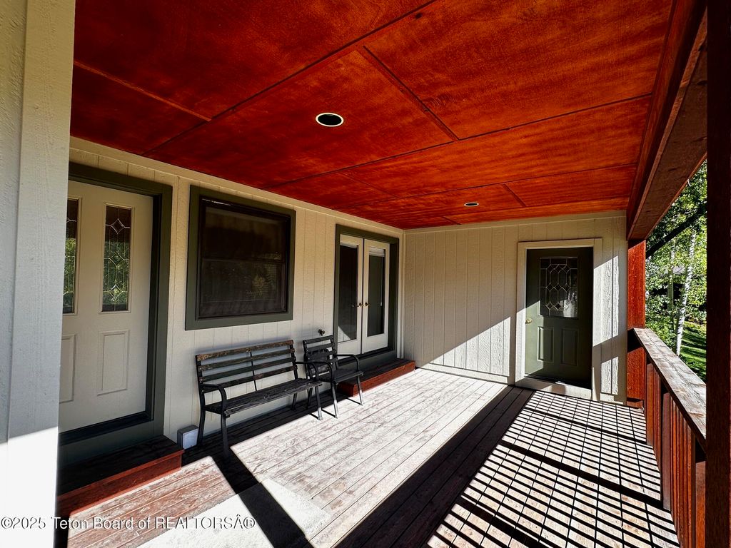 1610 E JW Drive, Jackson, WY 83001 photo 7