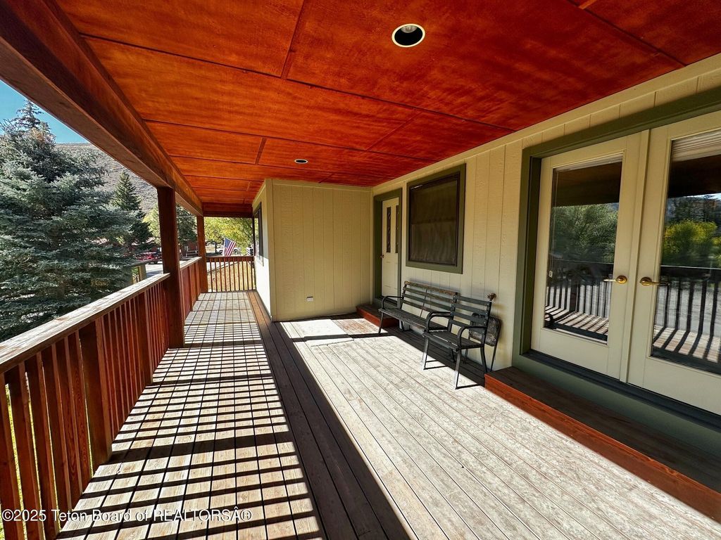 1610 E JW Drive, Jackson, WY 83001 photo 9