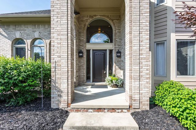 22297 Hazelton Ct Court, Novi, MI 48374