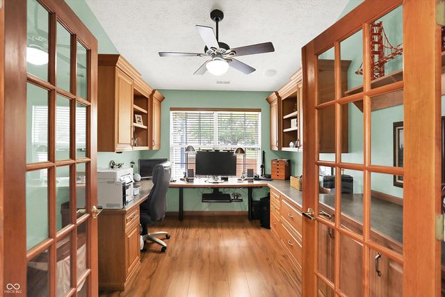 17736 Crown Pointe Court, Noblesville, IN 46062