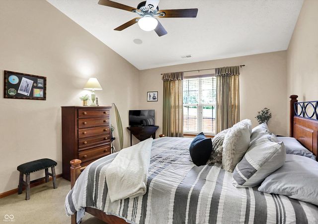 17736 Crown Pointe Court, Noblesville, IN 46062