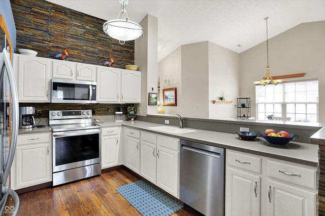 17736 Crown Pointe Court, Noblesville, IN 46062