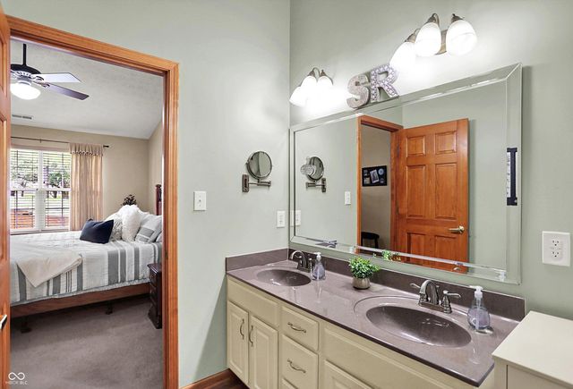 17736 Crown Pointe Court, Noblesville, IN 46062