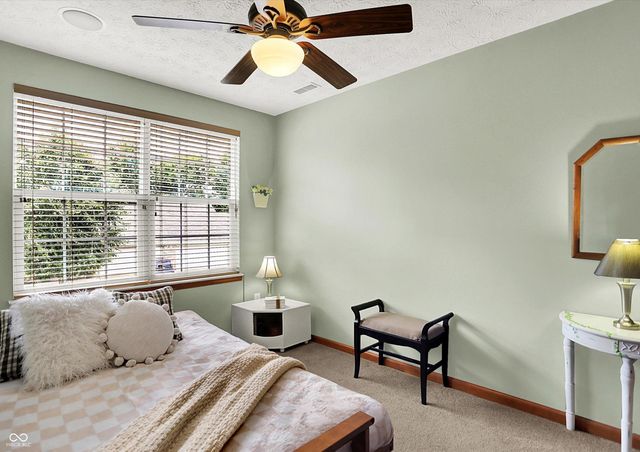 17736 Crown Pointe Court, Noblesville, IN 46062